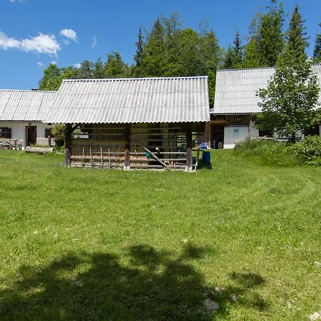 شاليه Mountain House Minka
