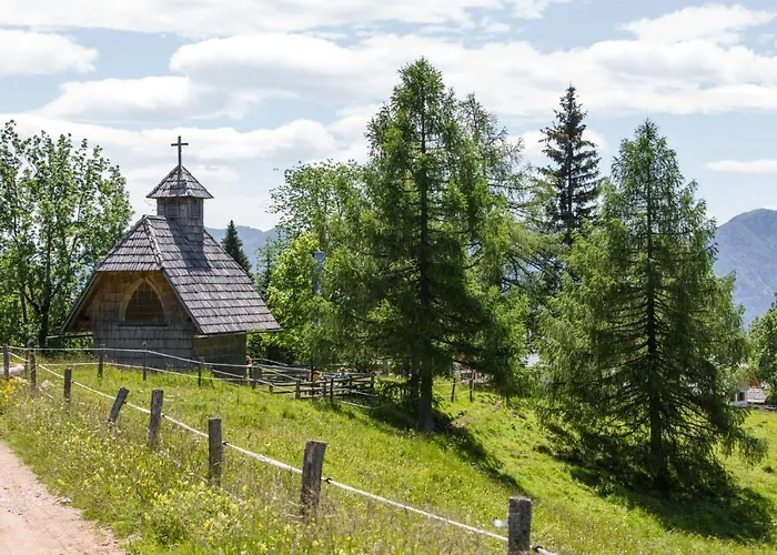 シャレー Mountain House Minka Srednja Vas v Bohinju