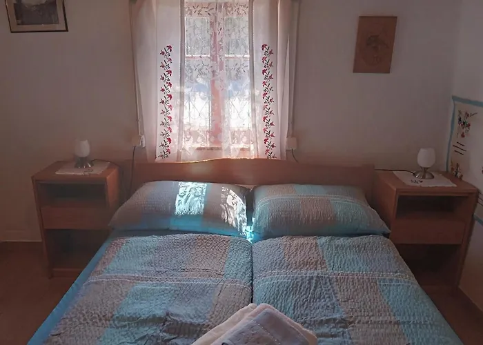 シャレー Mountain House Minka Srednja Vas v Bohinju